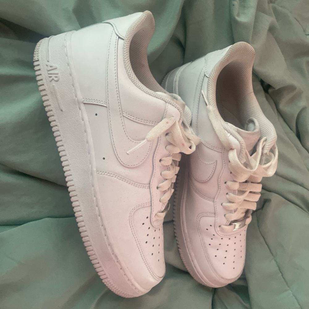 Nike Air Force 1 in Crisp White